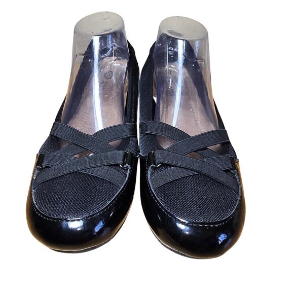 Earth Spirit Shoes Peni Slip On Black Leather Round Toe Low Comfort Womens Sz 10 - Picture 1 of 8